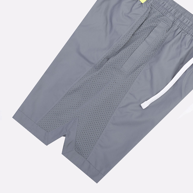 мужские серые шорты Nike Dri-FIT Kyrie Basketball Shorts BV9292-065 - цена, описание, фото 4